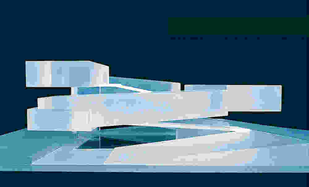 017 Embassy Berlin dm model 001