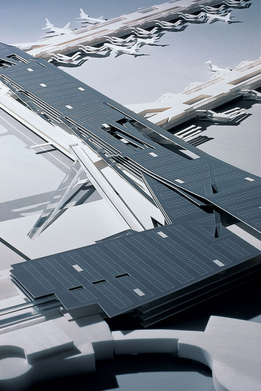 036 Vienna International Airport dm model 001