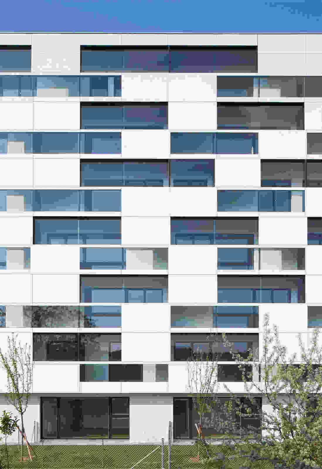 103 Simply11 Herta Hurnaus 013 exterior view facade