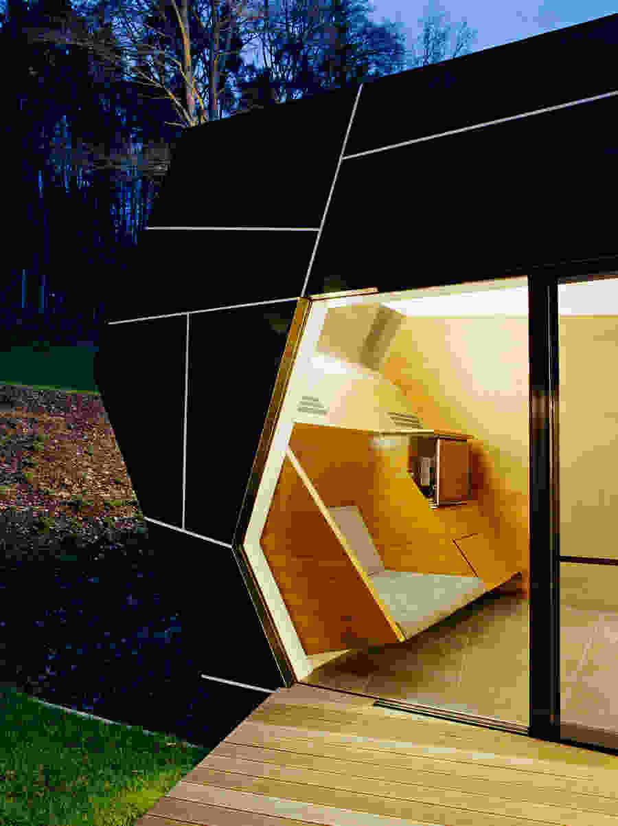 106 House RT 8491 06