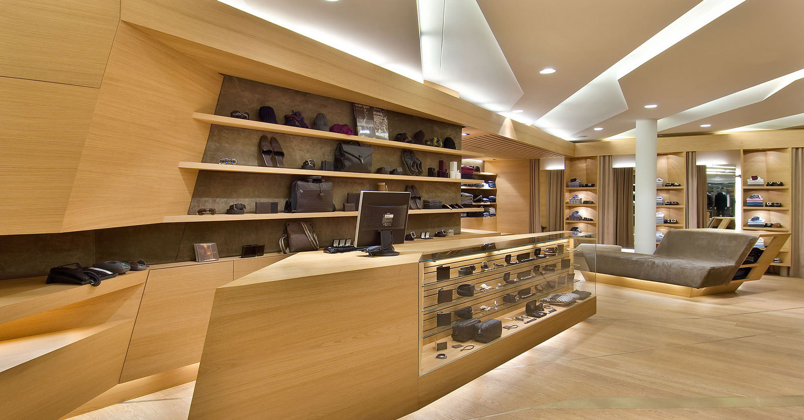 170 Helmut Eder fashion store 002 T interior