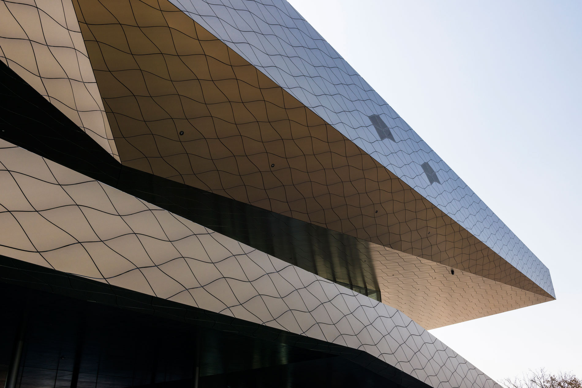 257 Hyundai Motorstudio Goyang Katsuhisa Kida 047 detail facade