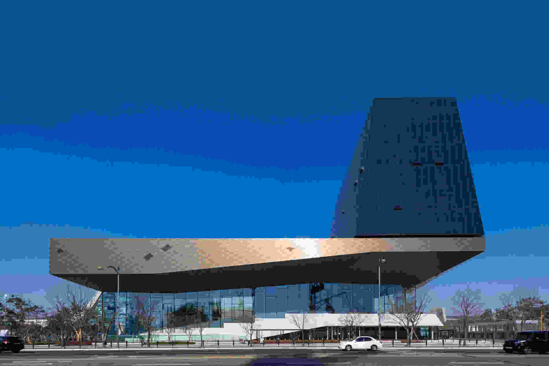257 Hyundai Motorstudio Goyang Katsuhisa Kida 025 facade