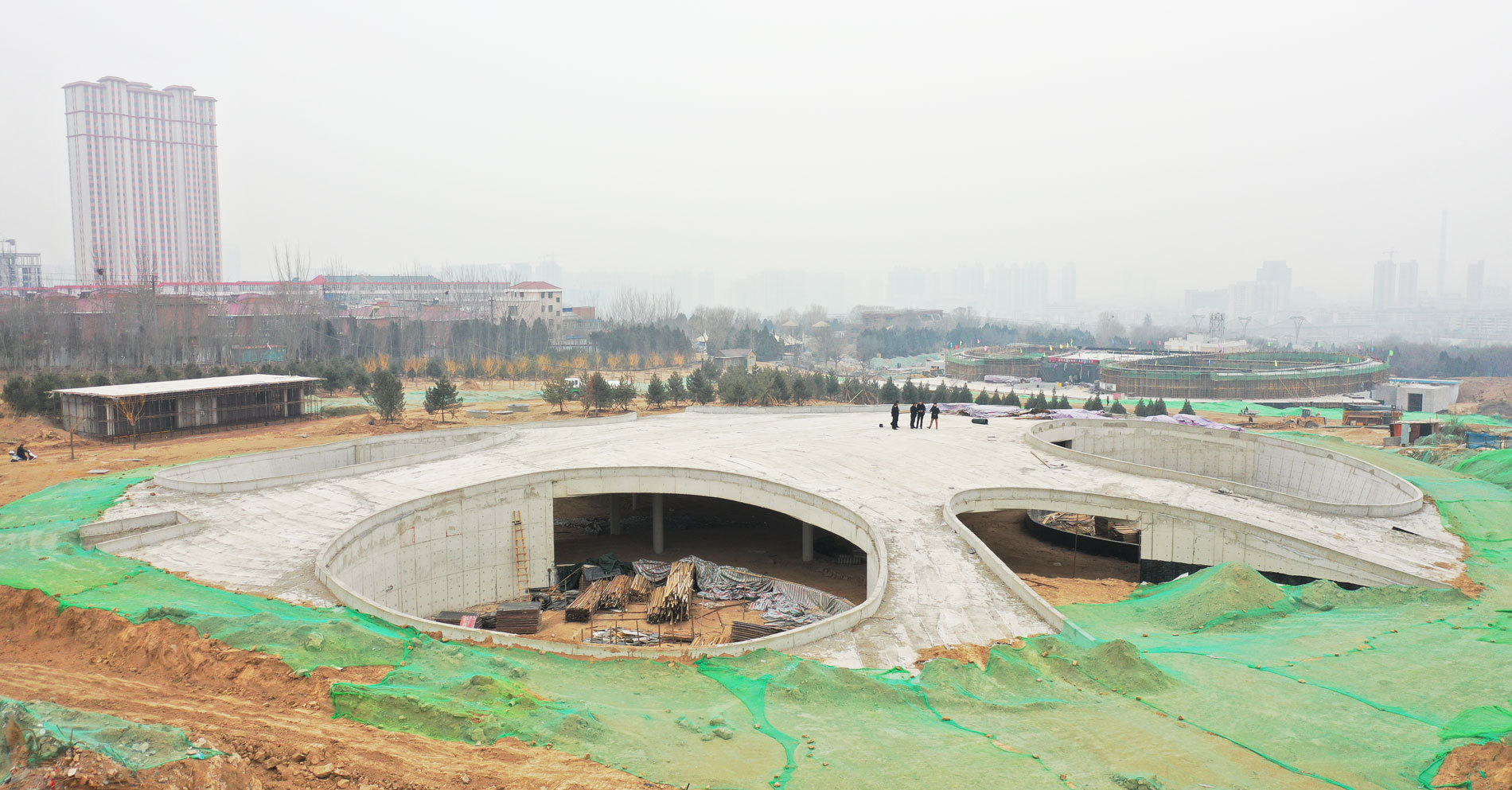 383 Taiyuan Zoo New Areas Panda House construction site 001